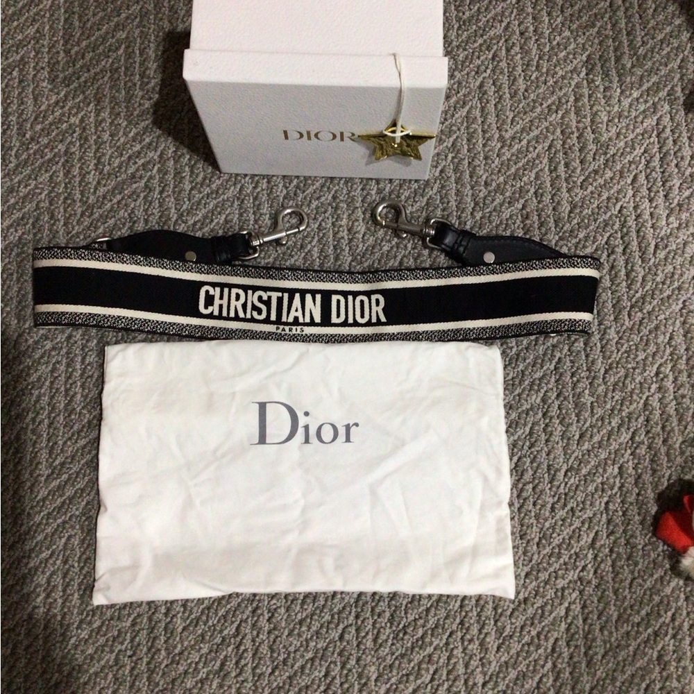 Dior strap